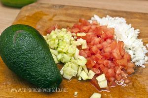 cum-prepari-pasta-guacamole