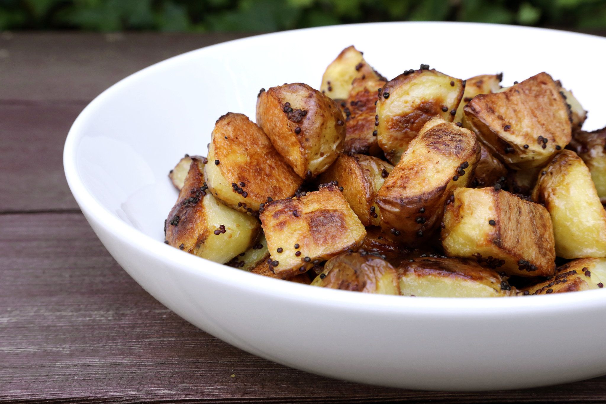 How potatoes. Картофель по деревенски. Картошка с горчицей. Жареная картошка с горчицей. Картофель по австралийски.